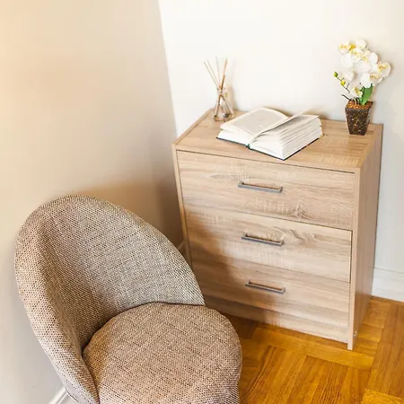 Dzirnavu Center Appartement