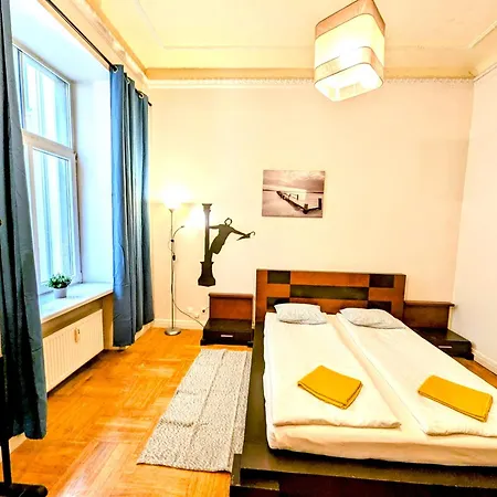 Dzirnavu Center Appartement
